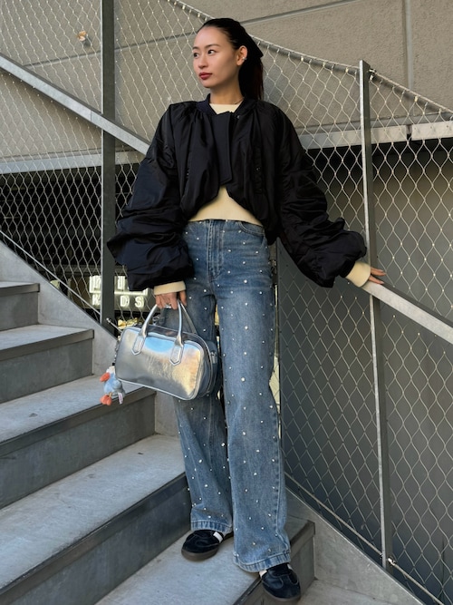 Bibiy.のデニムパンツを使った人気ファッションコーディネート