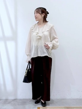 「Elura（エルーラ）のリュクスラインテープバッグ/5799686（ハンドバッグ、ブラック系）」を使った、かわこさん（レディース）の春コーディネート