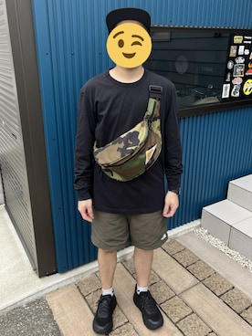 「アイテム（バッグ）」を使った、mtstさん（メンズ・160cm・30代）の秋コーディネート