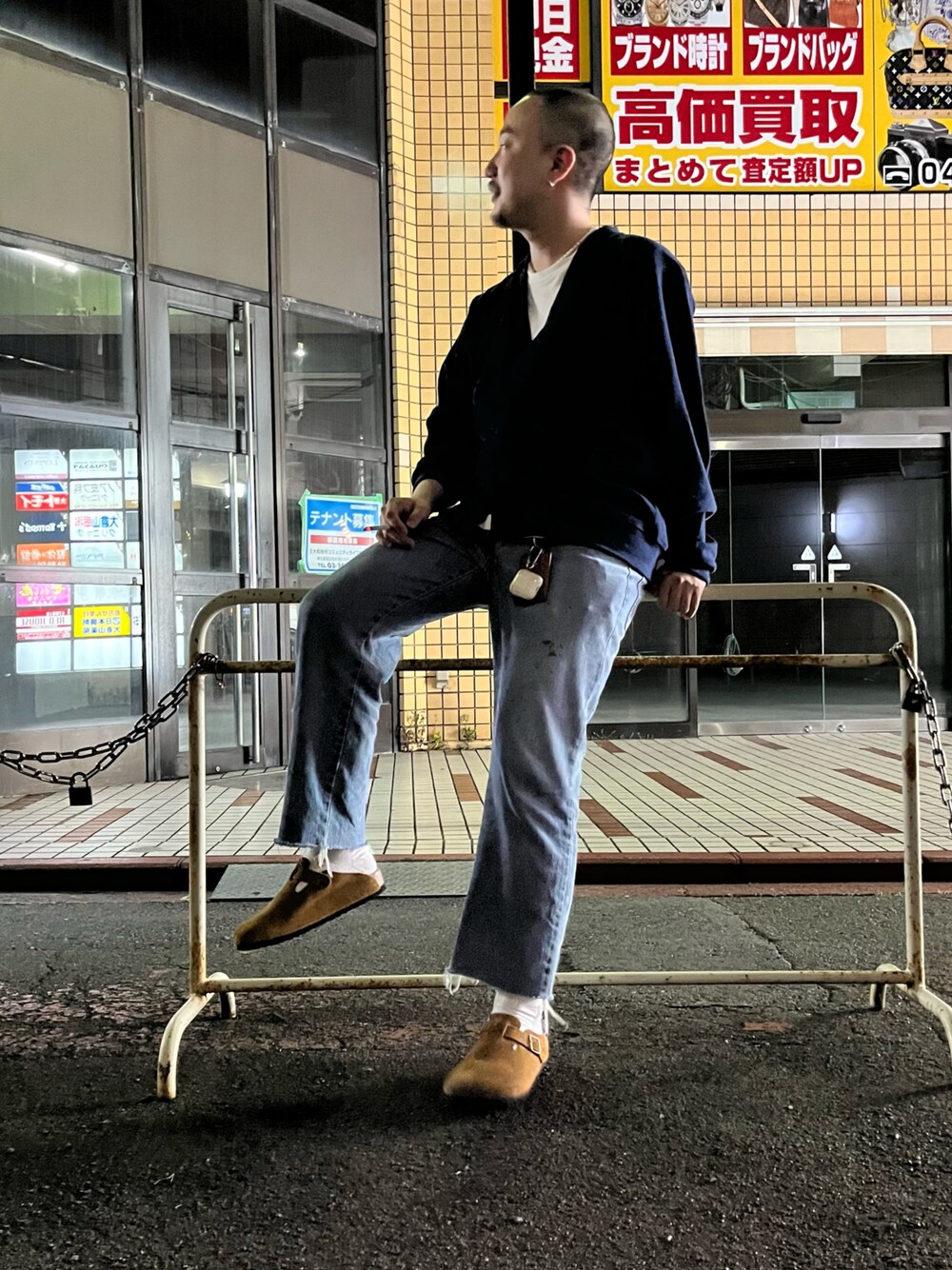 「坊主、Noah、LEE、birkenstock」｜「NOAHのアイテム（カーディガン/ボレロ、ブルー系）」を使った、valkyrjaさん（メンズ・169cm）の春コーディネートの1枚目の写真