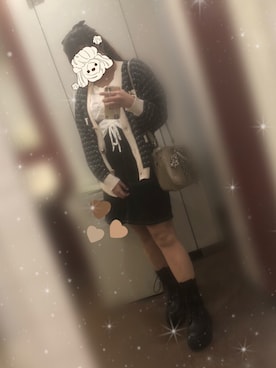 「SPINNS(スピンズ)のアイテム(バレッタ/ヘアクリップ)」を使った、山崎あかね (あかねん)さん(レディース・152cm)の秋コーディネート