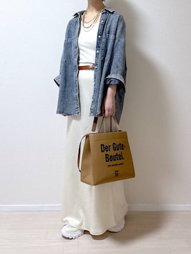 「LAKOLE（ラコレ）のケミカルウォッシュシャツ長袖 / 140262（シャツ/ブラウス）」を使った、はやまさんさん（レディース・165cm）の春コーディネート