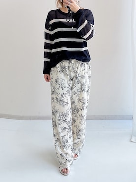 「花柄パンツ」｜Aya momoさん（レディース・155cm）の夏コーディネート