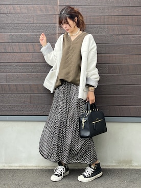 「Vネック」｜「アイテム（ノーカラーコート）」を使った、yokoyama_yuuuさん（レディース・173cm）の秋コーディネート