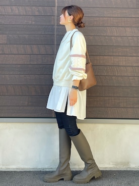 「Lee（リー）のアイテム（スウェット）」を使った、yokoyama_yuuuさん（レディース・173cm）の秋コーディネート