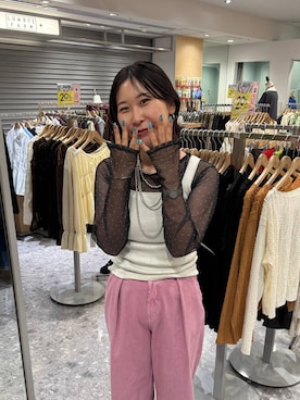 「アイテム（タンクトップ、シルバー系）」を使った、なかじさん（レディース・165cm）の秋コーディネート