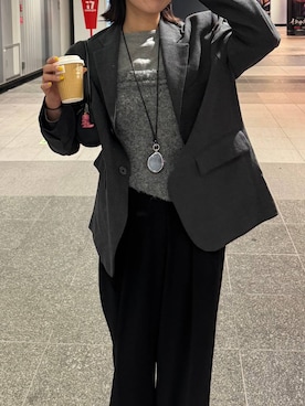 「アイテム（ストール/ショール）」を使った、なかじさん（レディース・165cm）の秋コーディネート