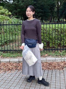 「アイテム（ヘアゴム）」を使った、なかじさん（レディース・165cm）の秋コーディネート