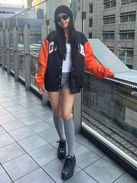 「JORDAN BRAND（ジョーダンブランド）のエア ジョーダン 1 ブルックリン LOW ウィメンズシューズ / Air Jordan 1 Brooklyn Low Women's Shoes HF3184-001 Black（スニーカー）」を使った、NikeShibuya Scrambleさん（レディース・161cm）の秋コーディネート