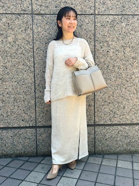 「abahouse mavie（アバハウスマヴィ）のフェイクスウェード/レザースリットタイトスカート（スカート）」を使った、あべちゃんさん（レディース・145cm）の秋コーディネート