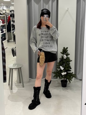 「アイテム（キーホルダー）」を使った、かなこさん（レディース・170cm）の冬コーディネート