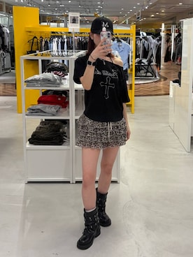「MUCENT（ムセント）の【UNISEX】MUCENT／シグネチャーCAP（キャップ、ブラック系）」を使った、かなこさんの春コーディネート