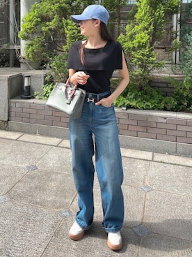 「by LEGNA（バイレグナ）のノースリーブ風  ケープデザインサマーニットトップス（ニット/セーター、ブラック系）」を使った、by LEGNAさん（レディース・157cm）の春コーディネート