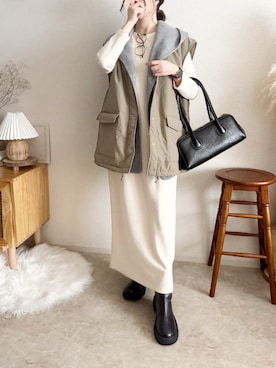 「アイテム（ワンピース/ドレス、ベージュ系）」を使った、by LEGNAさん（レディース・154cm）の秋コーディネート