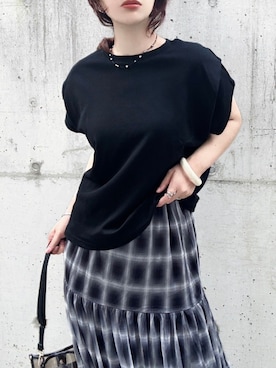 「by LEGNA（バイレグナ）の脱普通のTシャツ（Tシャツ/カットソー、ブラック系）」を使った、by LEGNAさん（レディース・157cm）の春コーディネート
