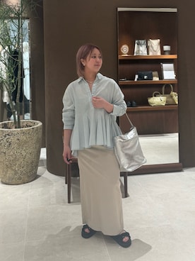 「GALLARDAGALANTE（ガリャルダガランテ）のフレアブラウス（シャツ/ブラウス、ブルー系）」を使った、ggyukariさん（レディース・150cm）の春コーディネート