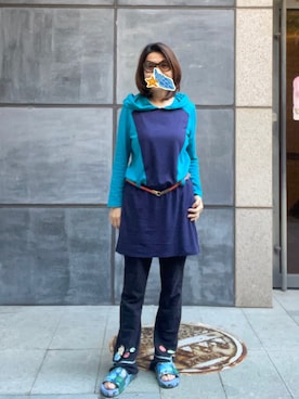 「アイテム（ビーチサンダル）」を使った、sflinさん（レディース・162cm）の秋コーディネート