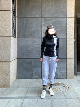 「adidas by Stella McCartney（アディダスバイステラマッカートニー）のアイテム（パンツ）」を使った、sflinさん（レディース・162cm）の冬コーディネート