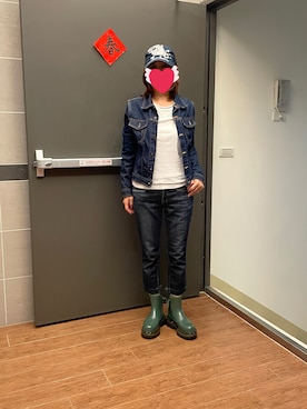 「アイテム（レインシューズ）」を使った、sflinさん（レディース・162cm）の秋コーディネート