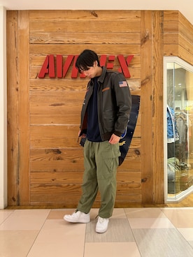「AVIREX（アヴィレックス）のアイテム（カバーオール）」を使った、Noritoさん（メンズ・188cm）の春コーディネート