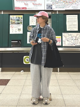 「NEW BALANCE（ニューバランス）のアイテム」を使った、yokoさん（骨格ウェーブ・レディース・157cm）の春コーディネート