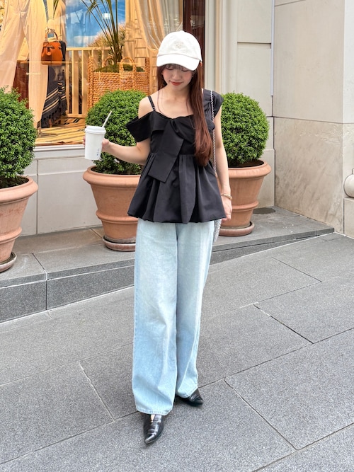 【新品タグ付き】Thevon. アシメノースリバルーンブラウス ブラック 新品タグ付き】Thevon. アシメノースリバルーンブラウス