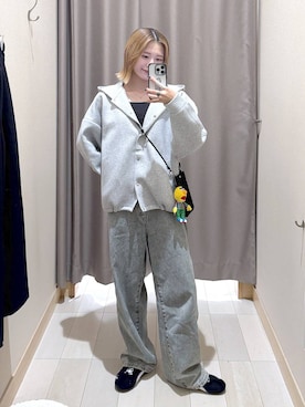 「アイテム（スマホケース/カバー）」を使った、cocorogwさん（レディース・159cm）の秋コーディネート