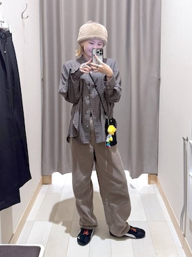 「アイテム（スマホケース/カバー）」を使った、cocorogwさん（レディース・159cm）の秋コーディネート