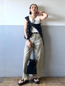 「ADAM ET ROPE'（アダムエロペ）のOOFOS OOMEGA（その他シューズ）」を使った、カワバタさん（レディース・166cm・50代）の夏コーディネート