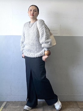 「ADAM ET ROPE'（アダムエロペ）の【EMOELLE】ローゲージニットプルオーバー（ニット/セーター）」を使った、カワバタさん（レディース・166cm）の冬コーディネート