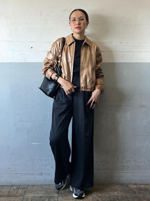 レザーライクサテンブルゾン（ブルゾン）｜ADAM ET ROPE