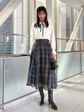 「CELFORD（セルフォード）の【リュタン】ビジュースタッズポシェット（ショルダーバッグ）」を使った、CELFORDさん（レディース・169cm）の秋コーディネート