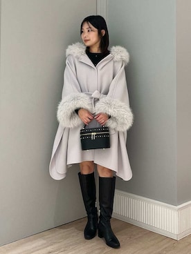 「アイテム（ポンチョ）」を使った、CELFORDさん（レディース・152cm）の冬コーディネート