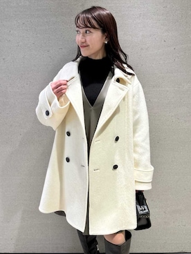 「アイテム（ピーコート、ホワイト系）」を使った、CELFORDさん（レディース・154cm）の秋コーディネート