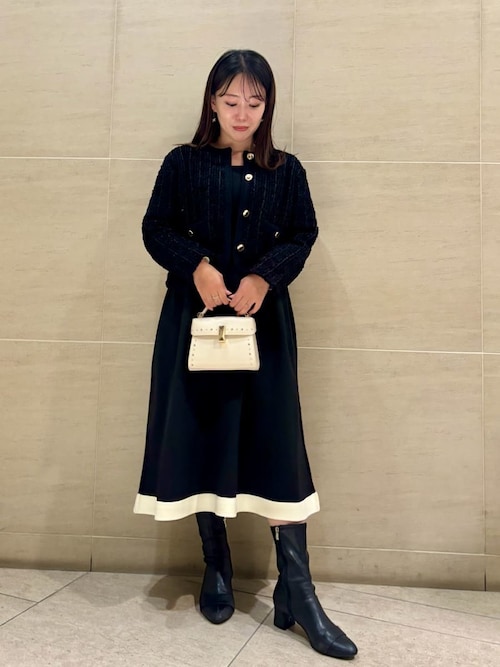 ベルスリーブホールガーメントニットワンピース（ワンピース