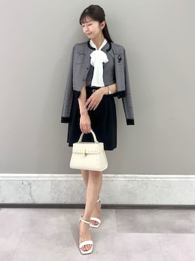 「CELFORD（セルフォード）のリュタンビジュースタッズポシェット（Ｍ）（ショルダーバッグ、ホワイト系）」を使った、CELFORDさんの春コーディネート