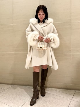 「アイテム（ポンチョ）」を使った、CELFORDさん（レディース・158cm）の秋コーディネート
