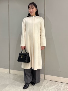 「アイテム（ノーカラーコート）」を使った、CELFORDさん（レディース・154cm）の冬コーディネート