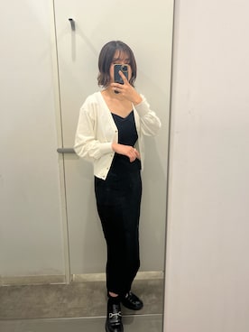 「スリット」｜「アイテム（キャミソール）」を使った、navyさん（レディース・164cm）の秋コーディネート