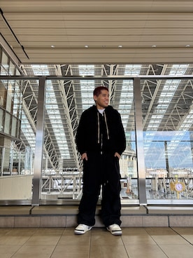 「DANKE SCHON（ダンケシェーン）のアイテム（パーカー）」を使った、田中理登さん（メンズ・164cm）の冬コーディネート