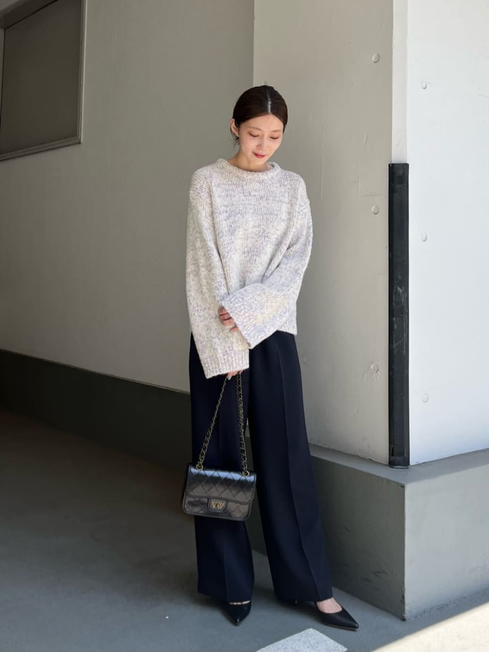 「パーソナルカラー_SPRING」｜「WACCOWACCOの【別注】＜WACCOWACCO＞ミニ キルティング チェーンバッグ -united LOVE project 2023（ショルダーバッグ、ブラック系）」を使った、仲（naka）さん（レディース・163cm）の夏コーディネートの1枚目の写真