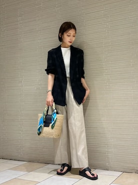 「パーソナルカラー_SPRING」｜「アイテム（財布/小物）」を使った、仲（naka）さん（レディース・163cm）の春コーディネート