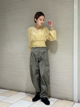 「パーソナルカラー_SPRING」｜「アイテム（モカシン/デッキシューズ）」を使った、仲（naka）さん（レディース・163cm）の冬コーディネート