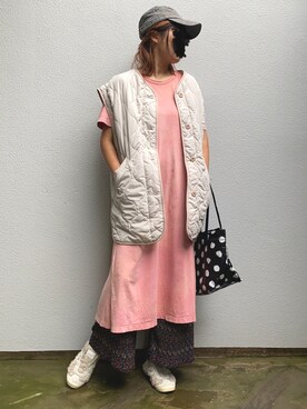 「オフホワイト」｜「アイテム（ノーカラージャケット）」を使った、ヤスカタフクさん（レディース・166cm）の秋コーディネート