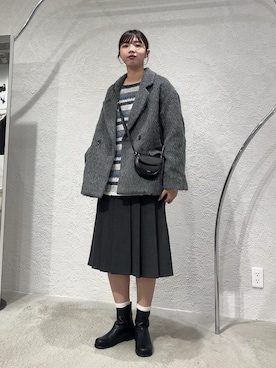 「アイテム（テーラードジャケット、グリーン系）」を使った、ゆちさん（レディース・170cm）の冬コーディネート