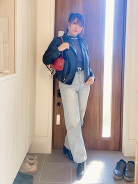 「アイテム（バレッタ/ヘアクリップ）」を使った、ANNAさん（レディース・166cm）の冬コーディネート