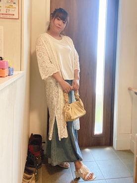 「アイテム（バレッタ/ヘアクリップ）」を使った、ANNAさん（レディース・166cm）の夏コーディネート
