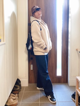 「アイテム（デジタル腕時計）」を使った、ANNAさん（レディース・166cm）の秋コーディネート