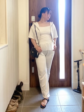 「GRL（グレイル）のアイテム（パンツ）」を使った、ANNAさん（レディース・166cm）の夏コーディネート