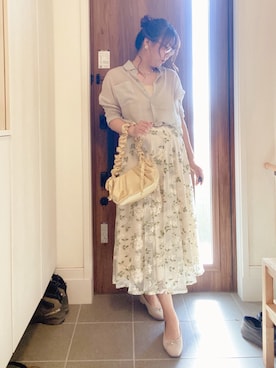 「アイテム（バレエシューズ）」を使った、ANNAさん（レディース・166cm）の秋コーディネート